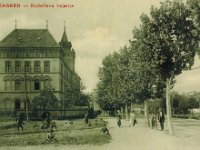 Rudolfova vojarna, Kolodvorska cesta (današnja ulica Republike Austrije), oko 1910. godine